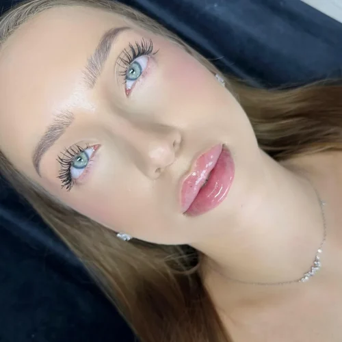 Efekty zabiegu modelowania ust Aleksandra Walas